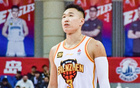 賀希寧表現(xiàn)不佳，16中5得16分8板助斷少。三分9中3。