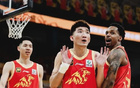 紅衣男多次鬧事，身份曝光！慣犯再現(xiàn)，遼籃主場(chǎng)惹事，廣廈嚴(yán)懲不貸。